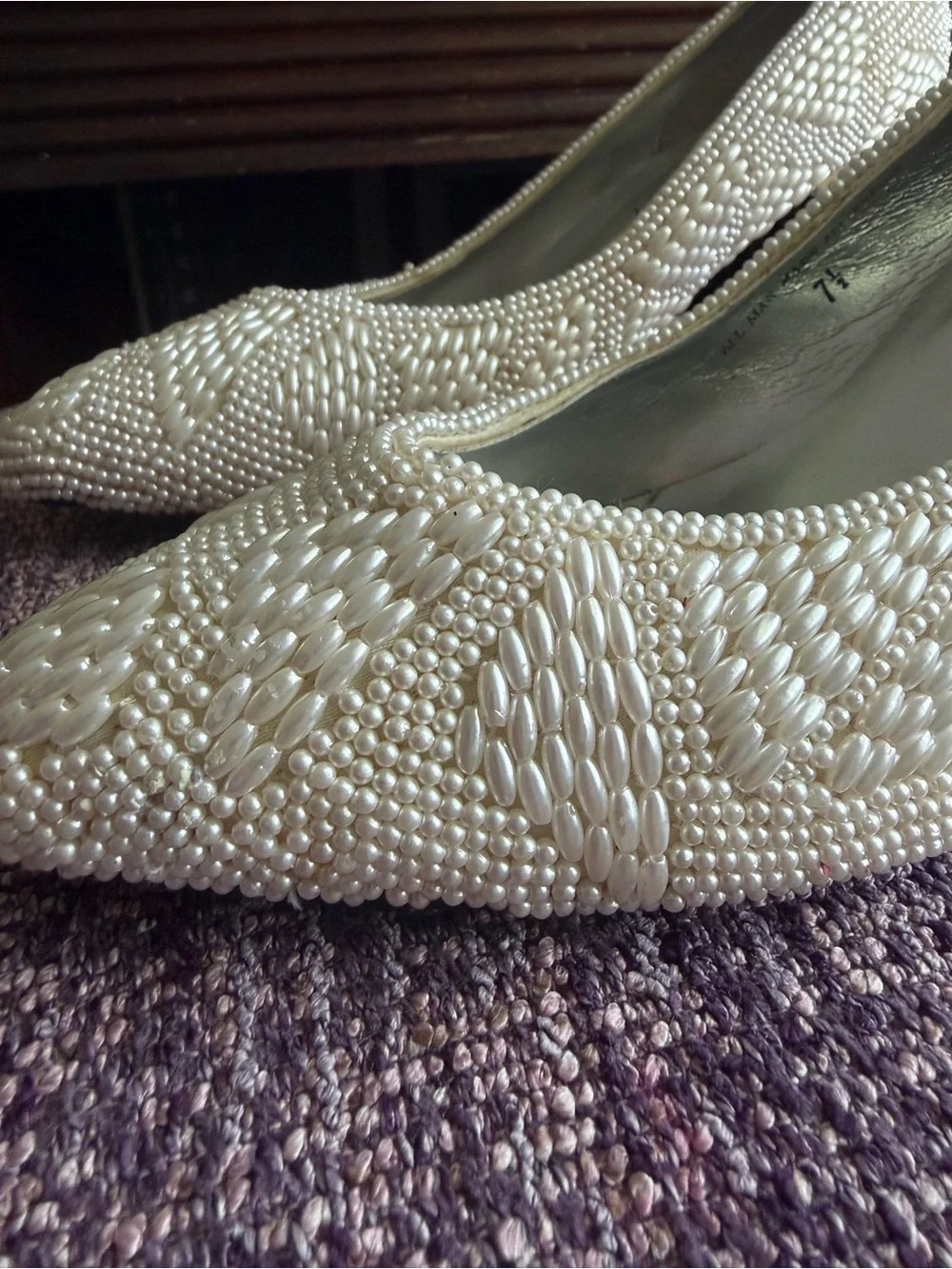 N/A elegant ivory